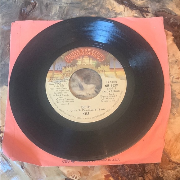 💥3/$20 Vintage KISS 'Detroit Rock City' Vinyl Record - Picture 4 of 5